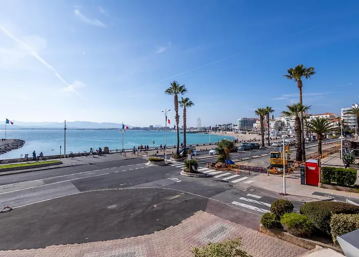 Appartement Les Pieds Dans L\'Eau Pour 6 Personnes A Saint-Raphael