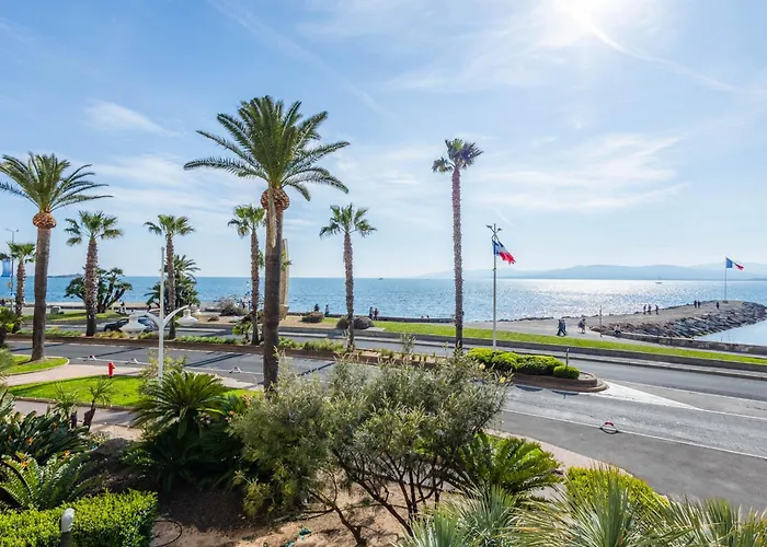 Appartement Les Pieds Dans L\'Eau Pour 6 Personnes A Saint-Raphael